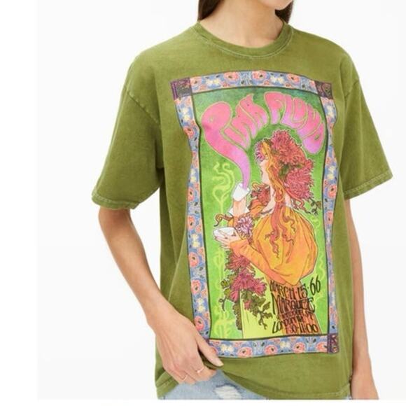 Pink Floyd Tops - Pink Floyd Marquee London Boyfriend Graphic Distressed Tee Small / Medium